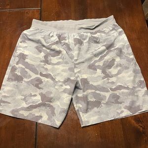 Fabletics - Large - 9 inch shorts - W/ Liner
